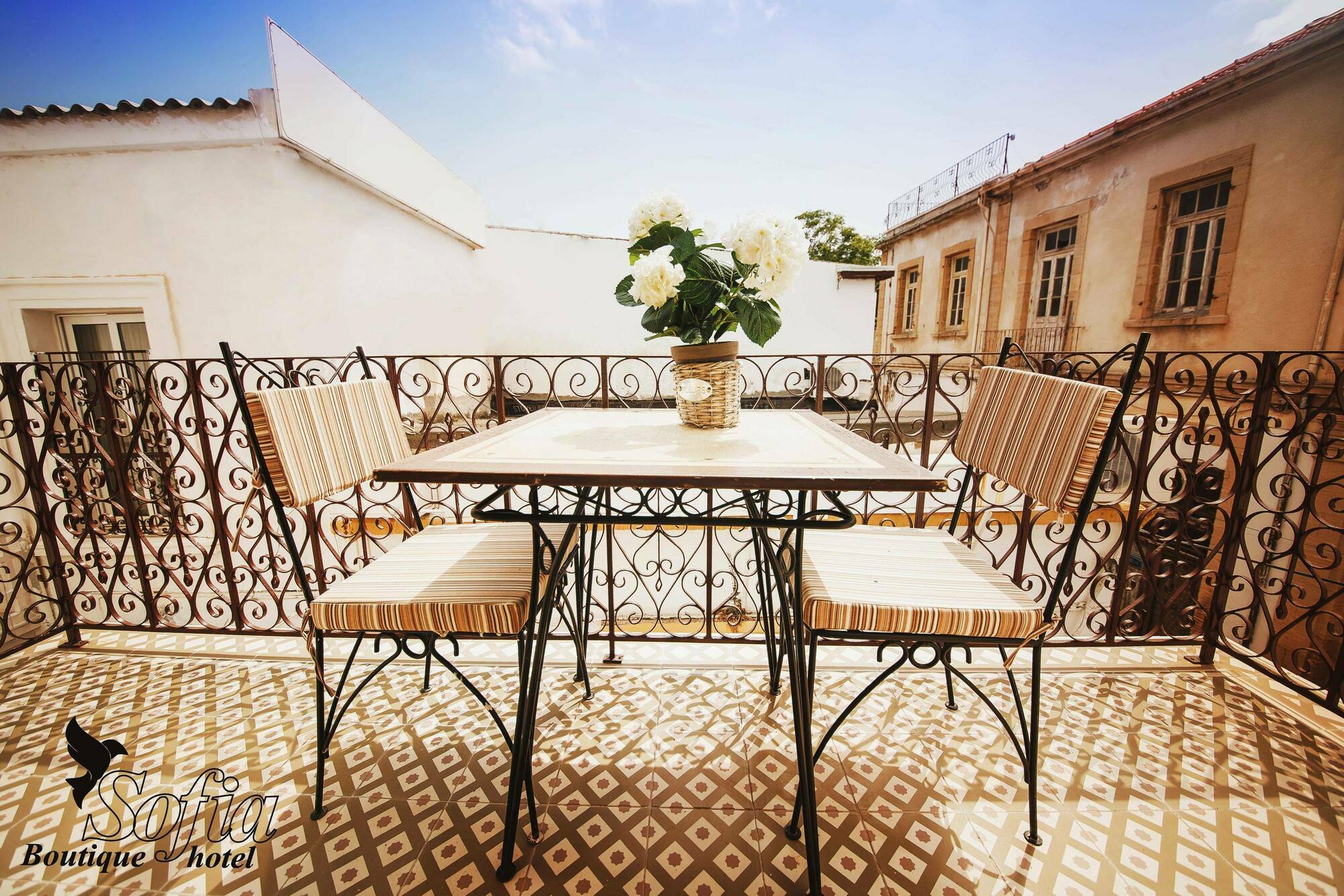 Sofia Boutique Hotel キレニア エクステリア 写真